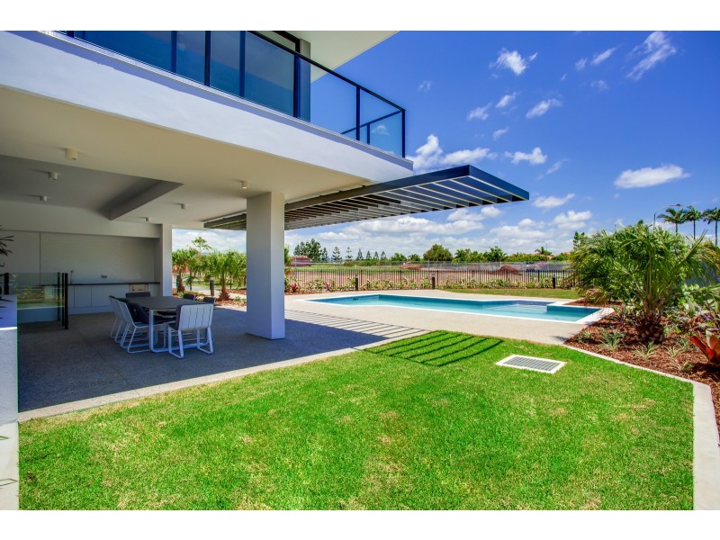 202/112 Palm Meadows Drive, Carrara QLD 4211