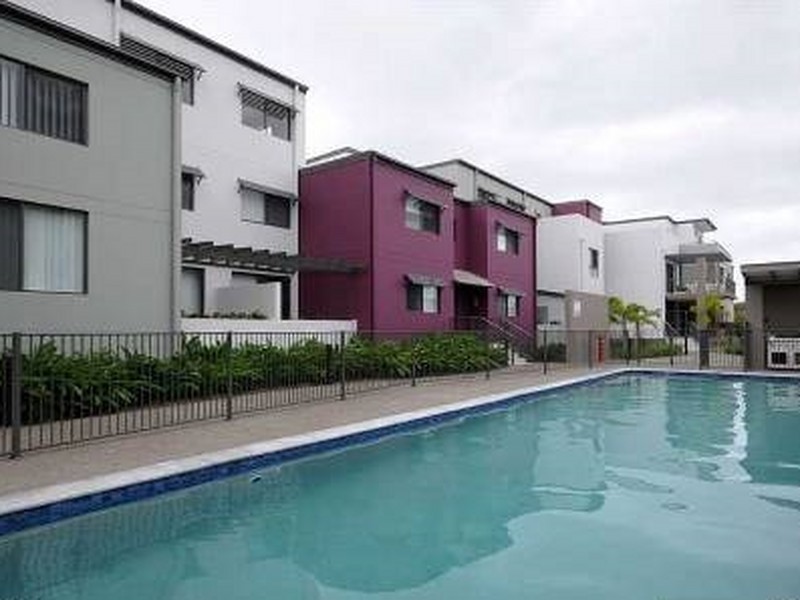 Unit 9/1 Acacia Court, Robina QLD 4226