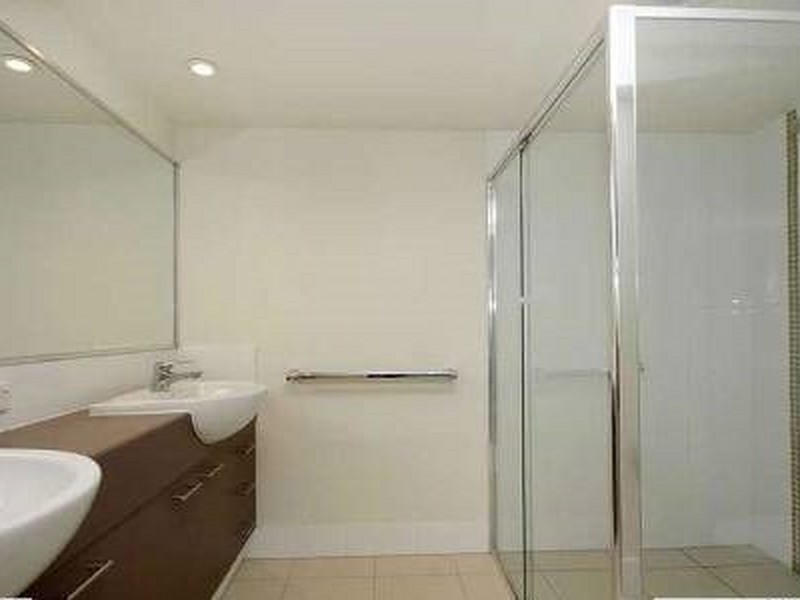 Unit 9/1 Acacia Court, Robina QLD 4226