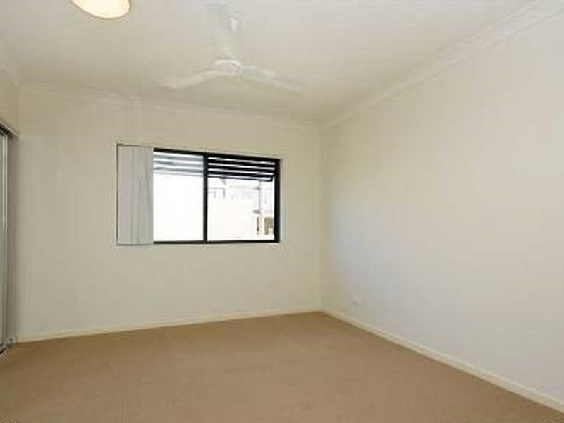 Unit 9/1 Acacia Court, Robina QLD 4226
