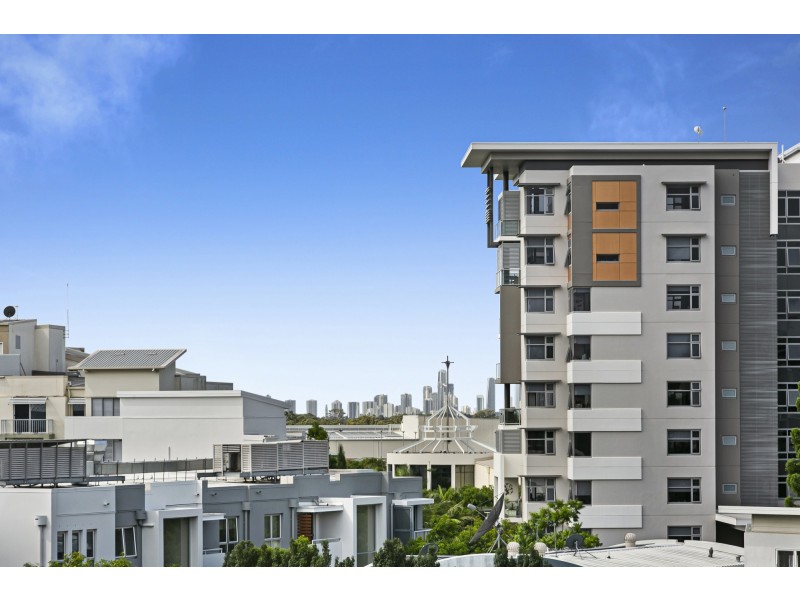 206/60 Riverwalk Avenue, Robina QLD 4226