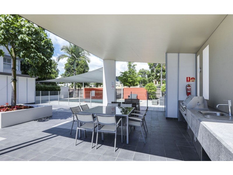 206/60 Riverwalk Avenue, Robina QLD 4226