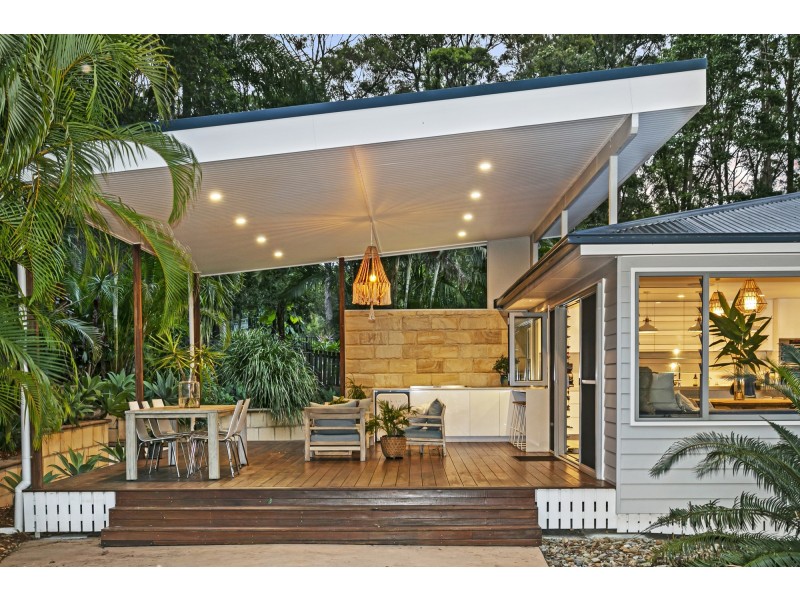 4 Evergreen Drive, Elanora QLD 4221