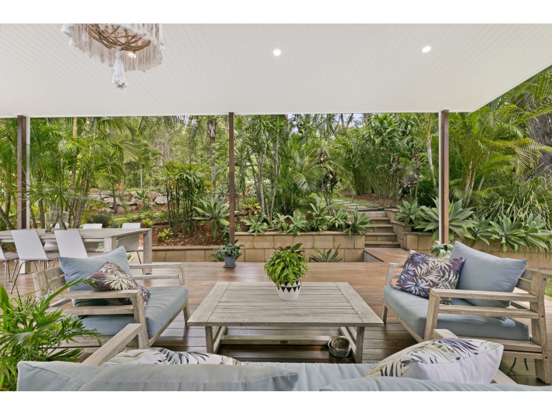 4 Evergreen Drive, Elanora QLD 4221