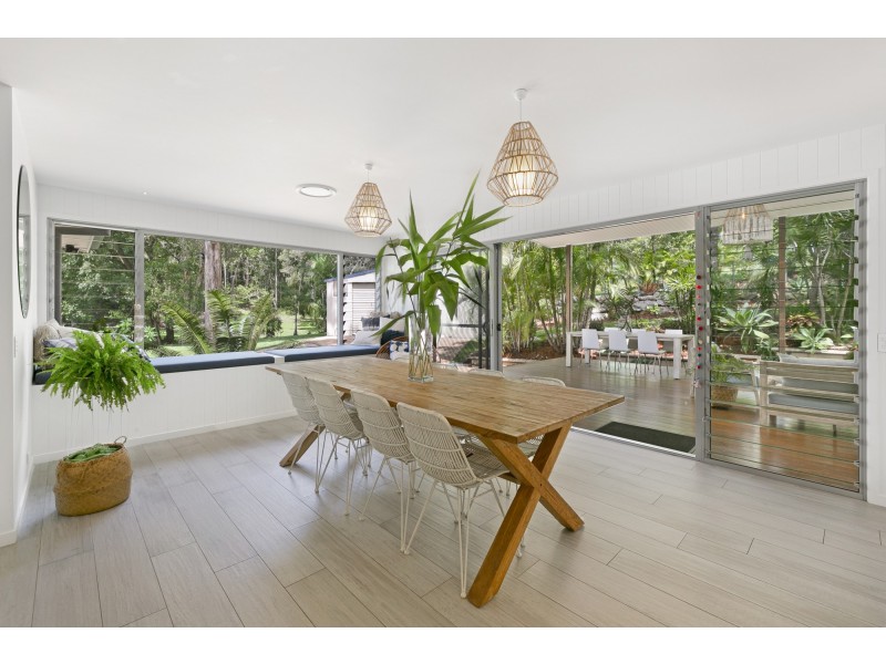 4 Evergreen Drive, Elanora QLD 4221