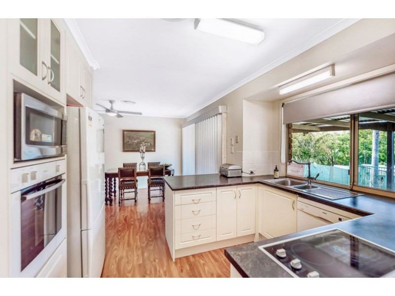 2 Charland Court, Worongary QLD 4213