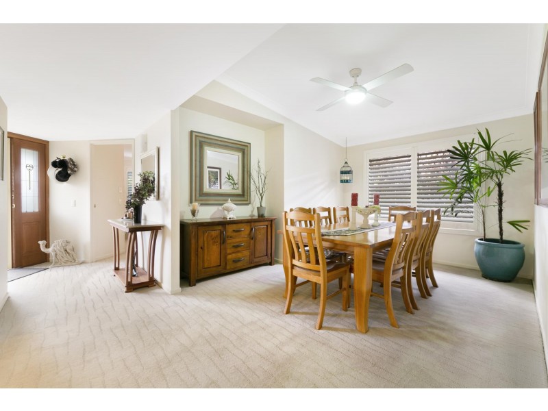 9 Teasdale Drive, Nerang QLD 4211