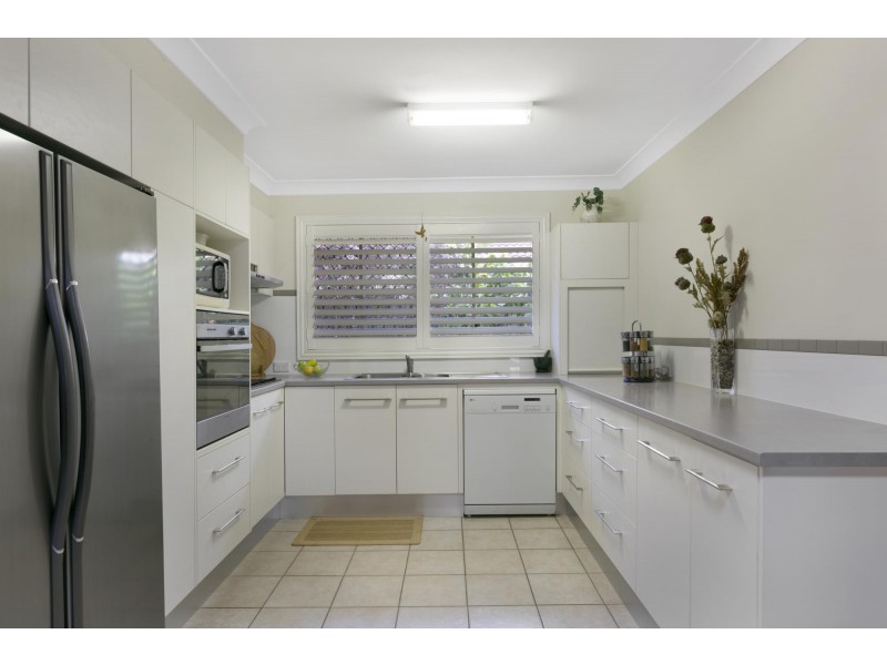 9 Teasdale Drive, Nerang QLD 4211