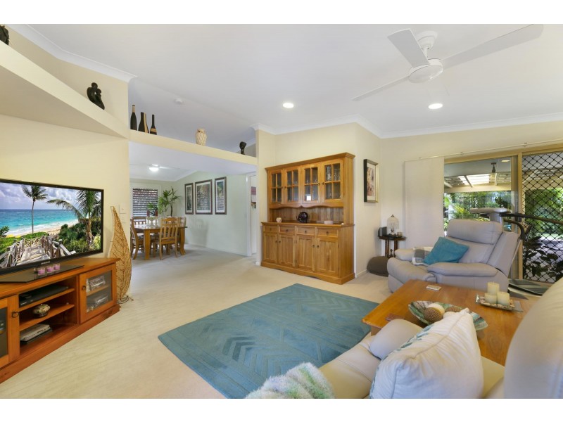 9 Teasdale Drive, Nerang QLD 4211