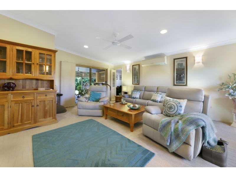 9 Teasdale Drive, Nerang QLD 4211