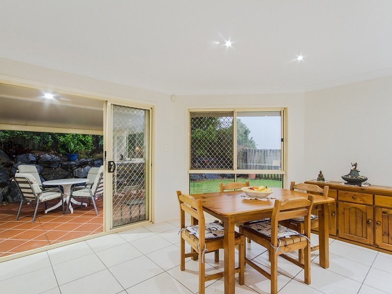 1 Wilton Close, Mudgeeraba QLD 4213