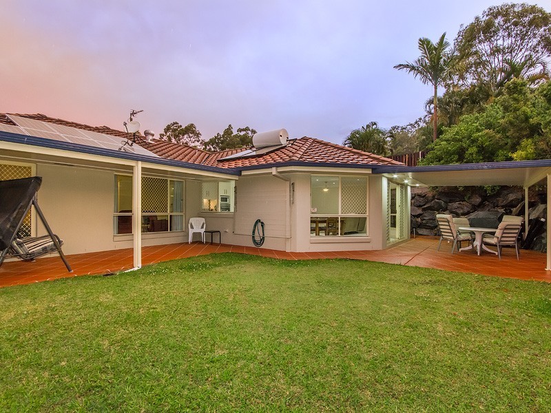 1 Wilton Close, Mudgeeraba QLD 4213