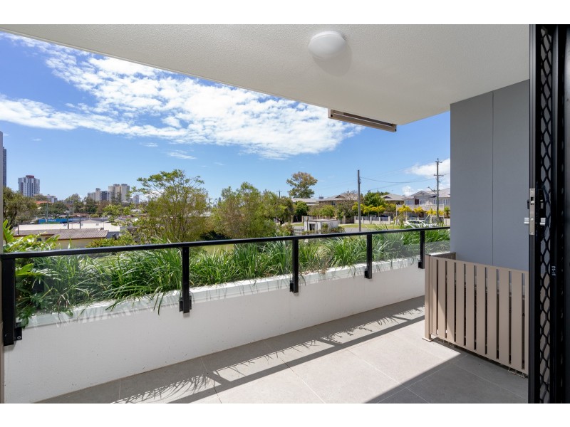 18/23 Minnie Street, Southport QLD 4215