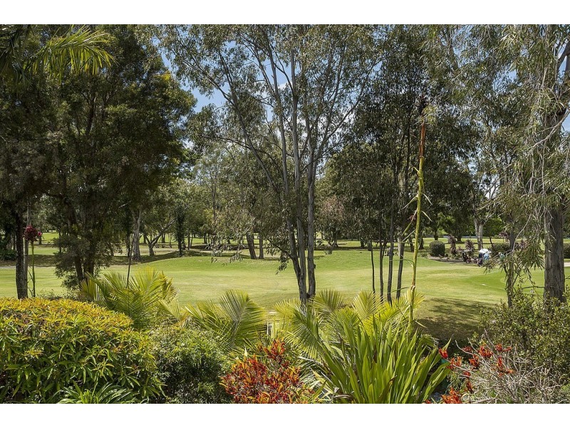 6/125 Santa Cruz Boulevard, Clear Island Waters QLD 4226