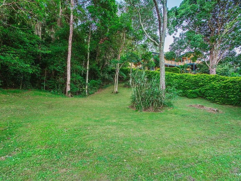 243 West Burleigh Road, Burleigh Heads QLD 4220