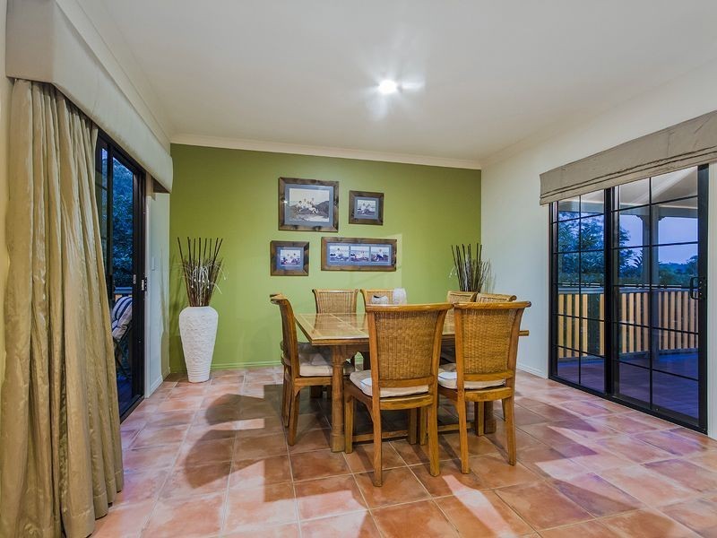 243 West Burleigh Road, Burleigh Heads QLD 4220