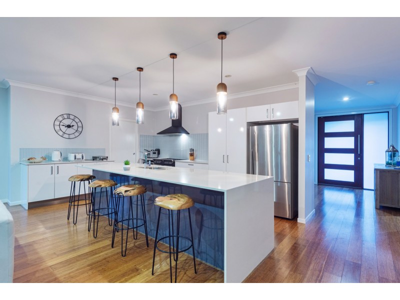 31 Lysterfield Rise, Upper Coomera QLD 4209