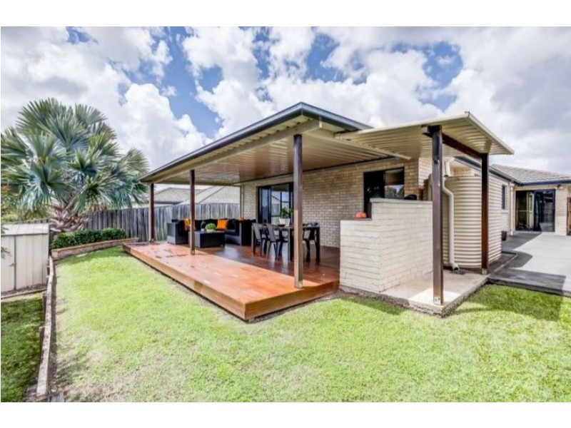 71 McAuley Parade, Pacific Pines QLD 4211