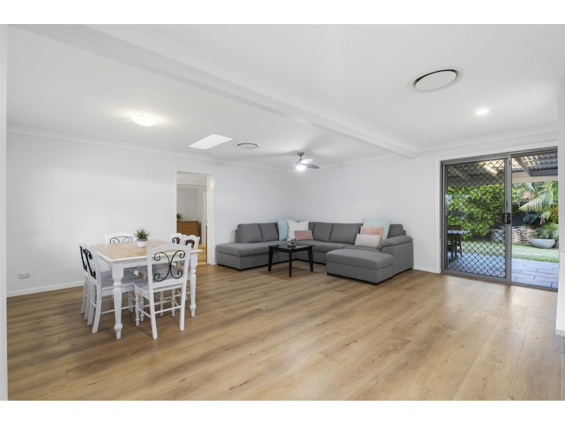 33 McCowan Street, Ashmore QLD 4214