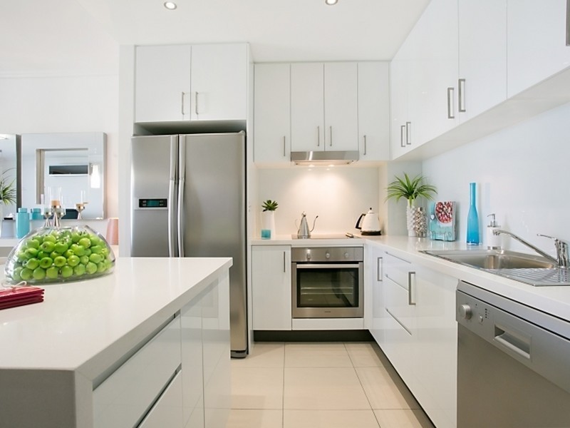 81 The Gardenway, Robina QLD 4226