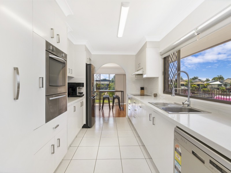 71 Witt Avenue, Carrara QLD 4211