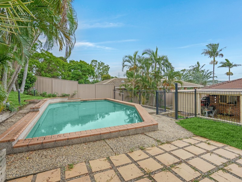 22 Paul Court, Carrara QLD 4211