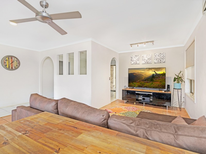 22 Paul Court, Carrara QLD 4211