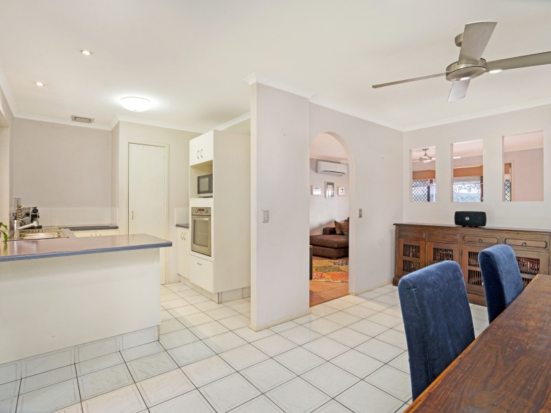 22 Paul Court, Carrara QLD 4211