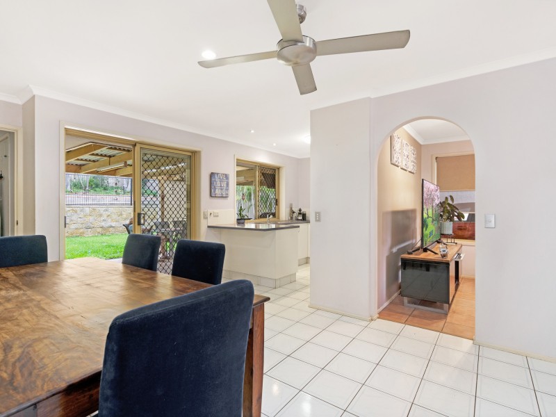 22 Paul Court, Carrara QLD 4211