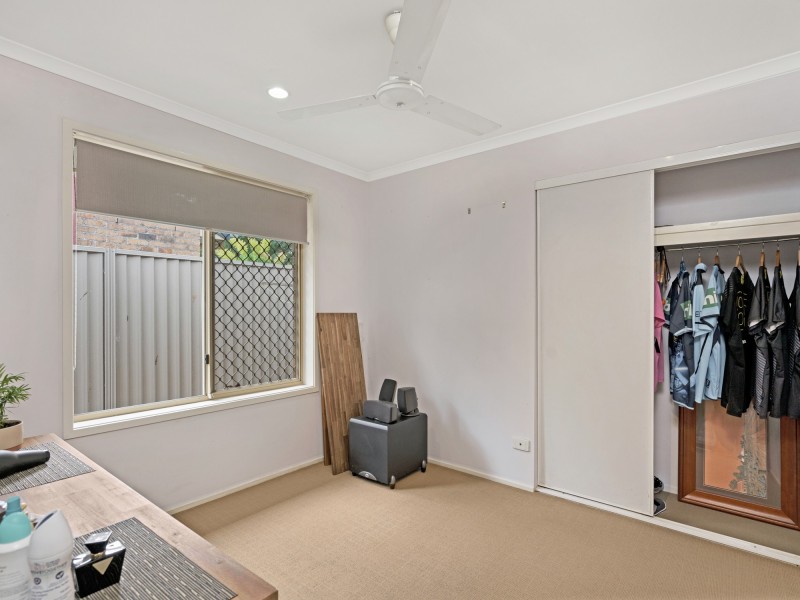 22 Paul Court, Carrara QLD 4211