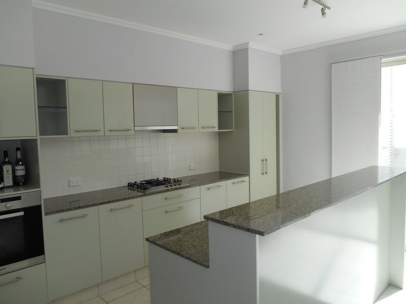 30 Moores Crescent, Varsity Lakes QLD 4227