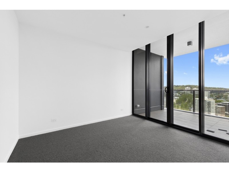 87/72 The Esplanade, Burleigh Heads QLD 4220