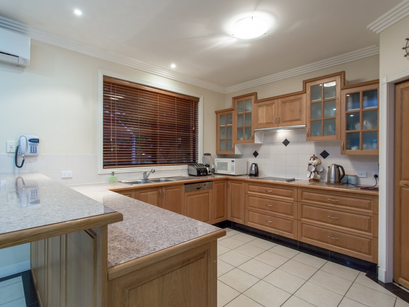 64 Peach Drive, Robina QLD 4226