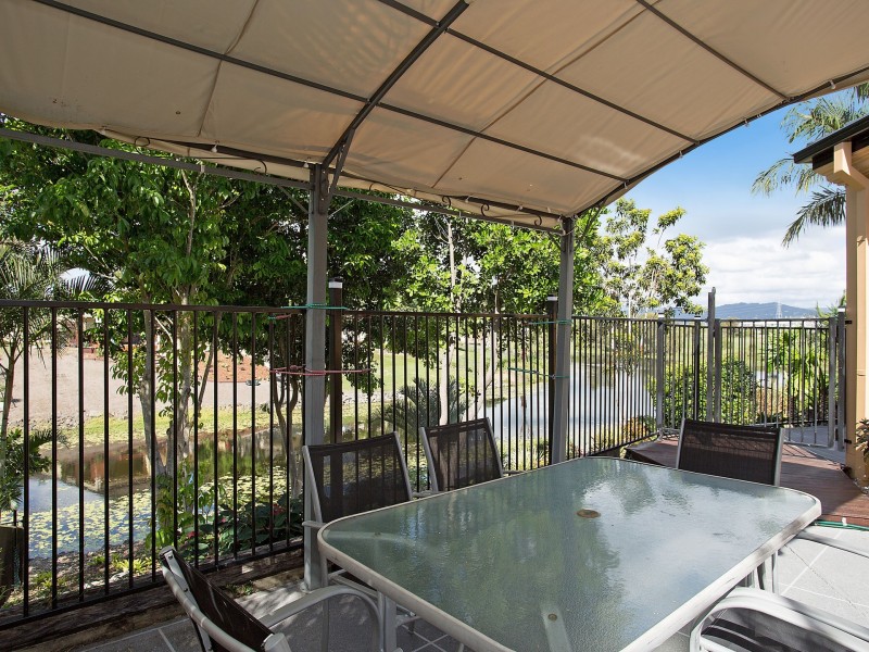 64 Peach Drive, Robina QLD 4226