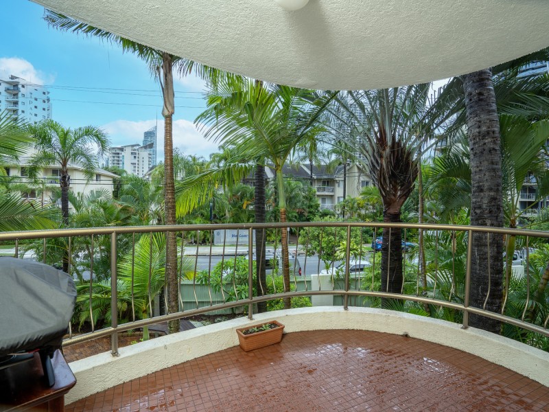 7/22 Wharf Road, Broadbeach QLD 4218