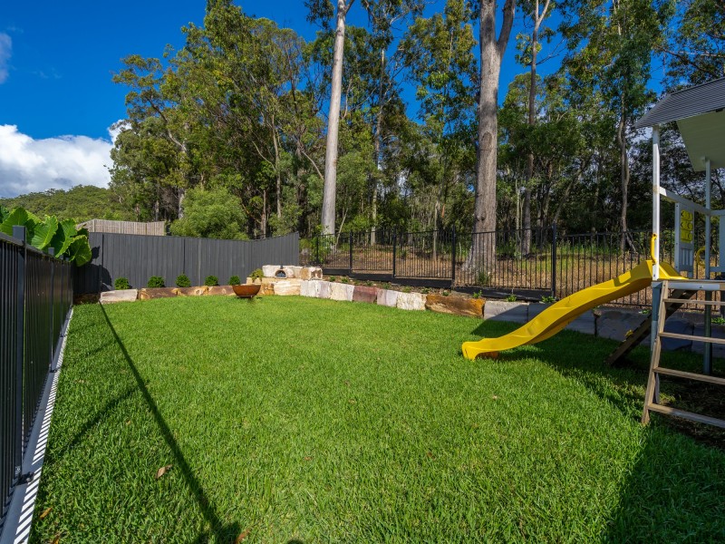 17 Greenview Place, Reedy Creek QLD 4227