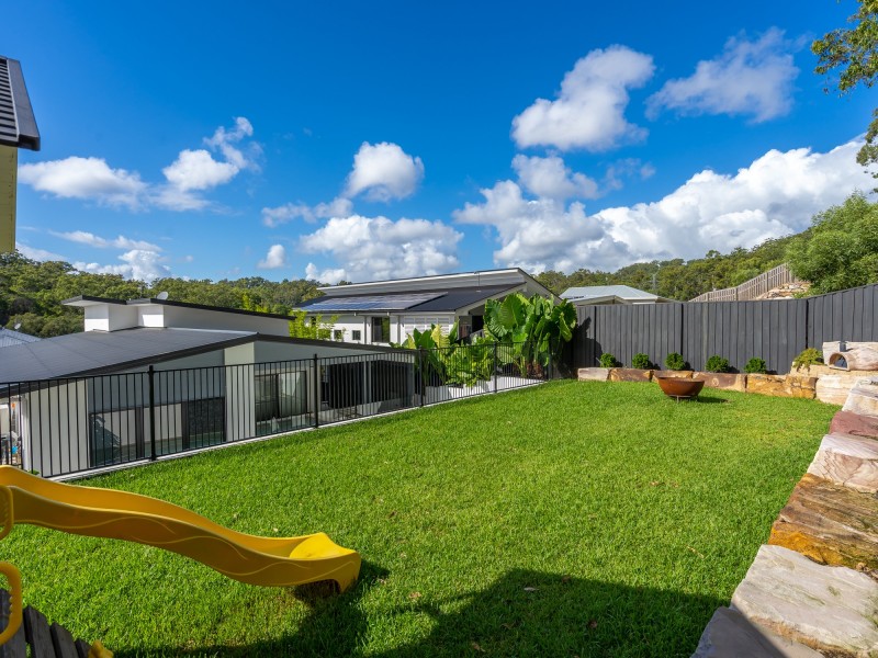 17 Greenview Place, Reedy Creek QLD 4227