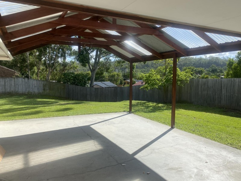 55 Universal Street, Pacific Pines QLD 4211
