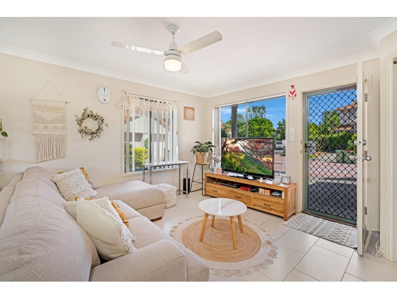 18/21 Regensberg Close, Varsity Lakes QLD 4227