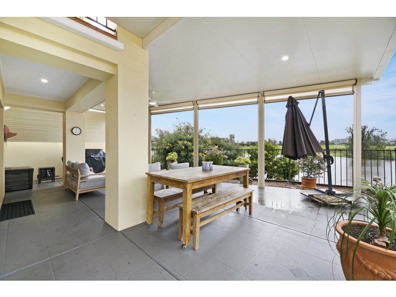 64/3 Robina Town Centre Drive, Robina QLD 4226