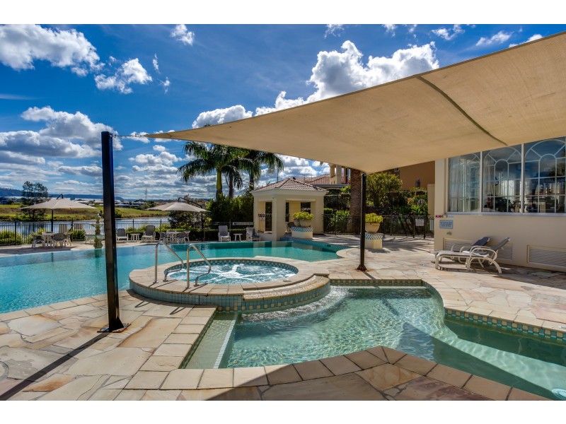 64/3 Robina Town Centre Drive, Robina QLD 4226