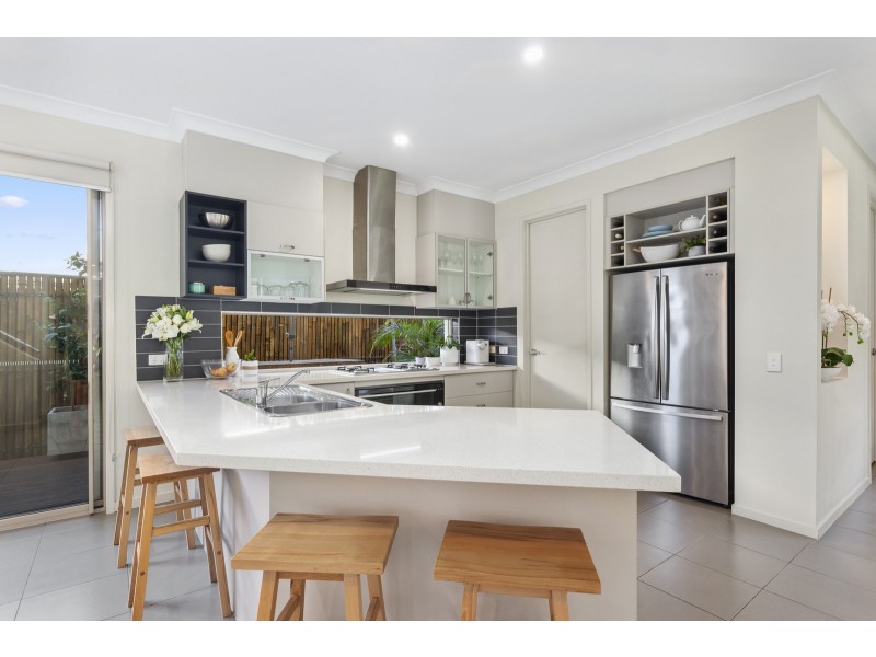 24 Rose Valley Drive, Upper Coomera QLD 4209