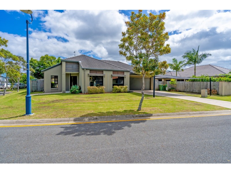 3 Morea Court, Varsity Lakes QLD 4227