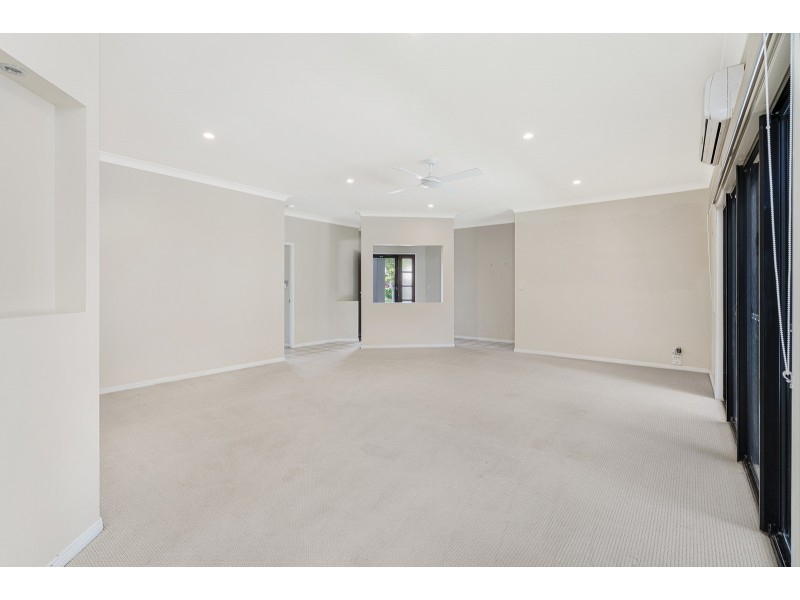 3 Morea Court, Varsity Lakes QLD 4227