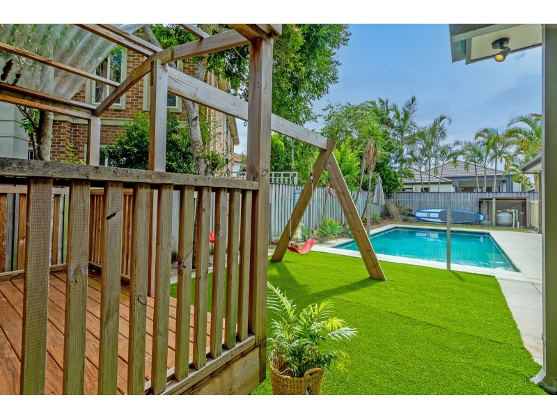 3 Morea Court, Varsity Lakes QLD 4227