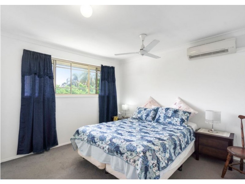 2/32 Government Road, Labrador QLD 4215