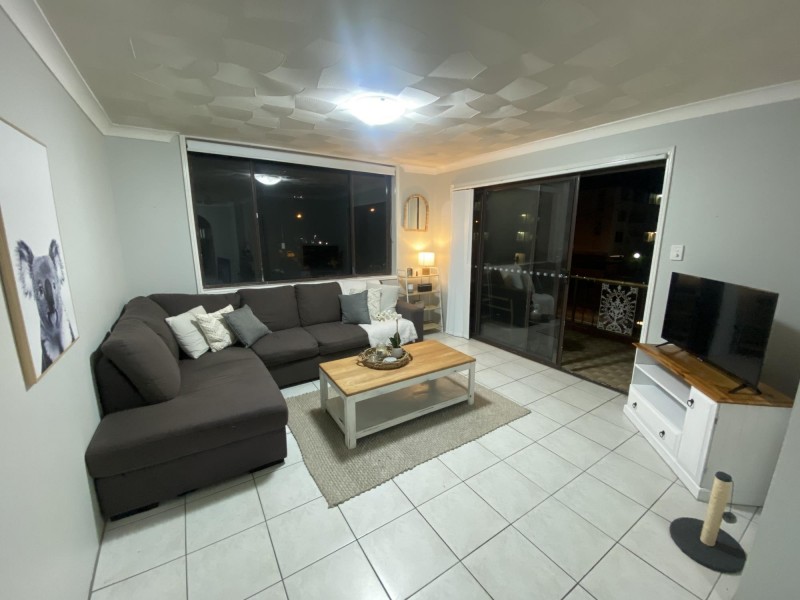 5/137 Old Burleigh Road, Broadbeach QLD 4218