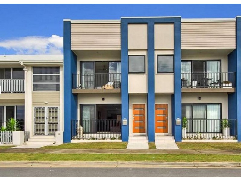 205/18 South Bay Drive, Varsity Lakes QLD 4227