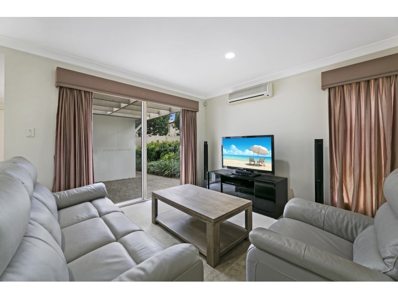 152 Easthill Drive, Robina QLD 4226