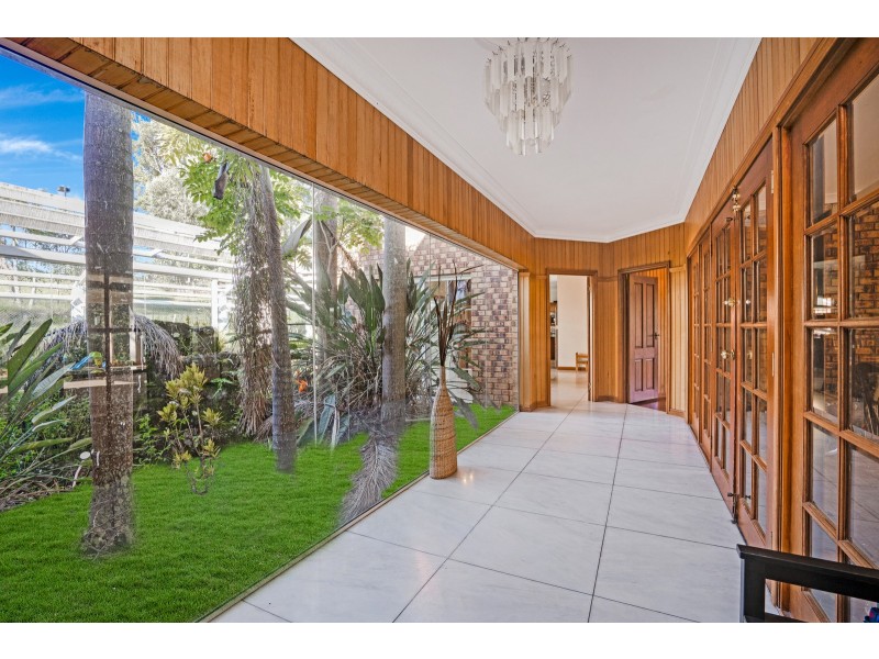 71 Tourmaline Court, Bonogin QLD 4213